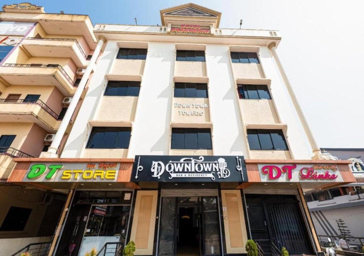 Hotel Down Town, India