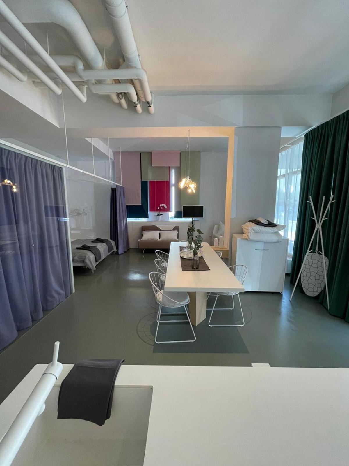 Hotel · Main Station Design Loft Style Apartment, Innsbruck