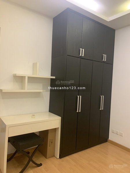 Apartment for rent in Ho Chi Minh City, Vietnam · Saigon Pearl · 2 rooms, 2 baths