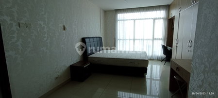 Apartment for rent in West Jakarta, Indonesia · Central Park Residences · 1 room, 2 baths