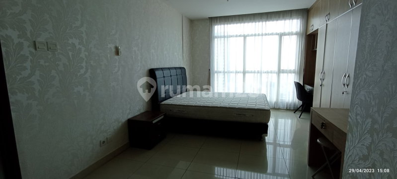 Apartment for rent in West Jakarta, Indonesia · Central Park Residences · 1 room, 2 baths