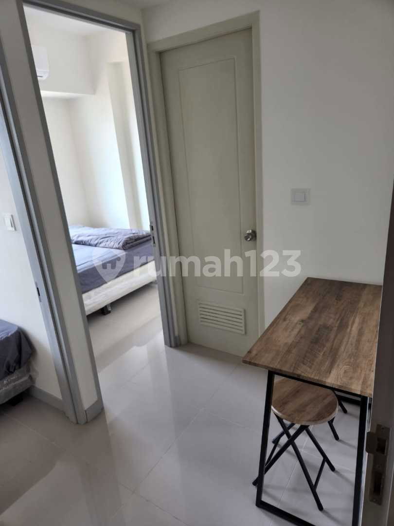 Osaka Riverview Apartment, Indonesia