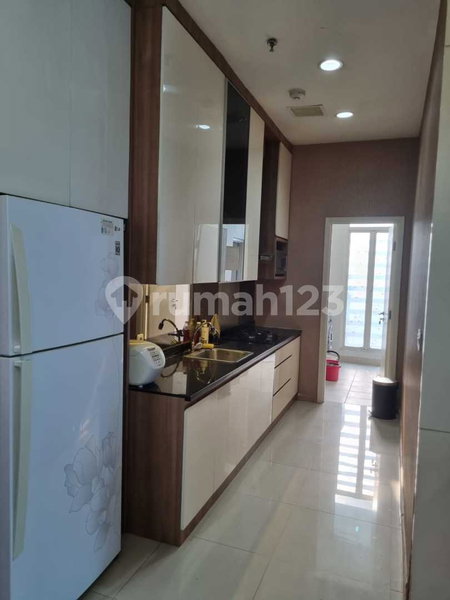 Apartment for rent in Surabaya, Indonesia · Casa Grande Residence · 3 rooms, 2 baths