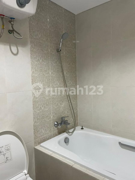 Apartment for rent in Cikarang, Indonesia · Orange County Apartments · 1 room, 1 bath