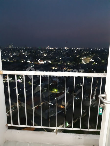 Apartment for rent in Surabaya, Indonesia · peak CBD · 2 rooms, 1 bath