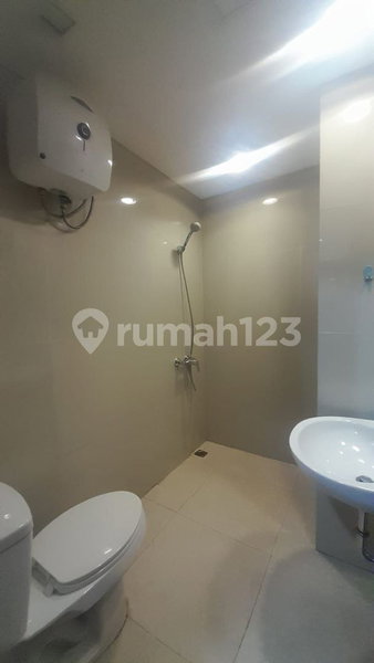 Apartment for rent in Tangerang, Indonesia · Atria Paramount Residences · 1 room, 1 bath