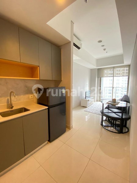 Apartment for rent in Jakarta, Indonesia · Taman Anggrek Residence Apartment · 2 rooms, 1 bath
