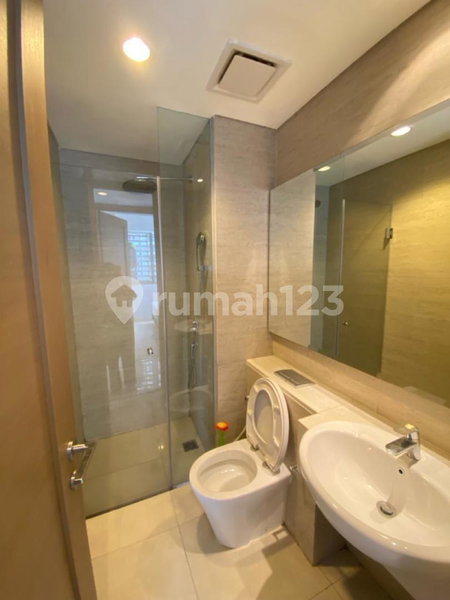 Apartment for rent in Jakarta, Indonesia · Taman Anggrek Residence Apartment · 2 rooms, 1 bath