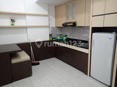 Apartment for rent in Surabaya, Indonesia · Dharmahusada Peak · 2 rooms, 1 bath
