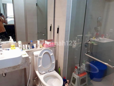 Apartment for rent in Surabaya, Indonesia · Gold Coast Apartments · 1 room, 1 bath