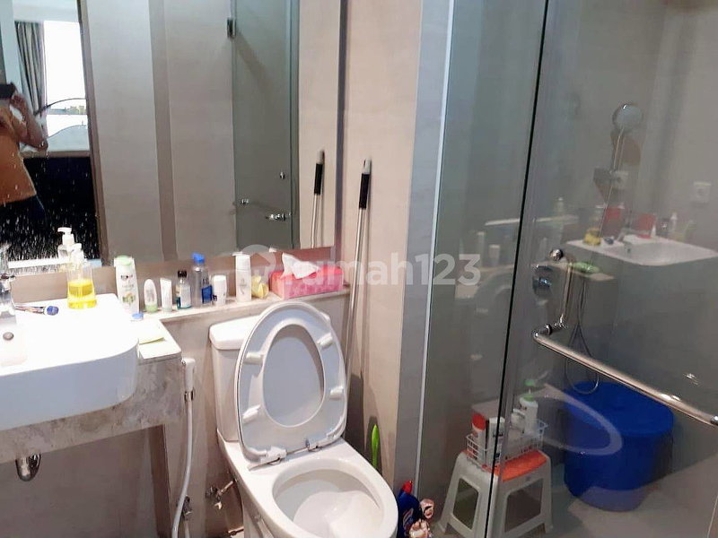 Apartment for rent in Surabaya, Indonesia · Gold Coast Apartments · 1 room, 1 bath