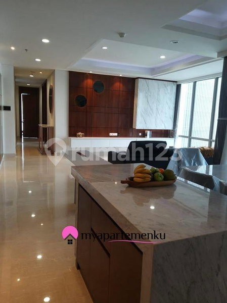 Apartment for rent in Jakarta, Indonesia · The Elements · 3 rooms, 2 baths