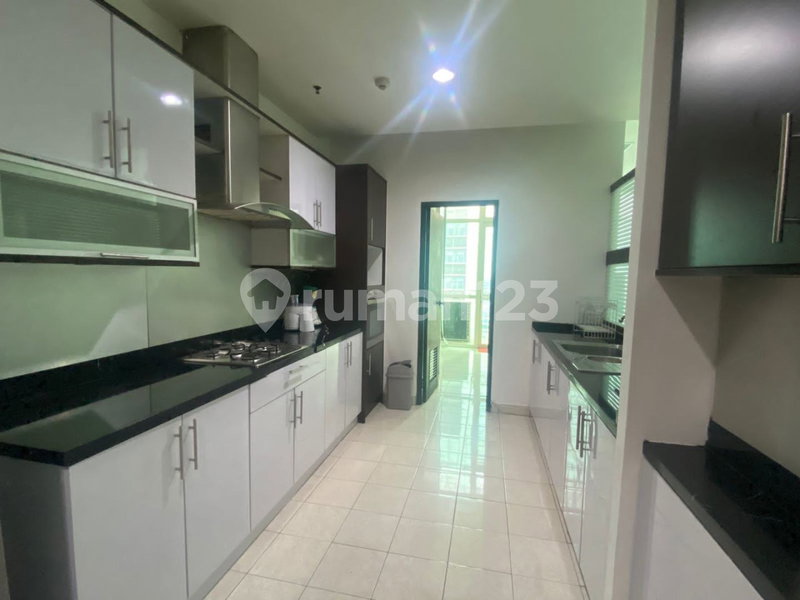 Apartment for rent in South Tangerang, Indonesia · Bellagio Mansions · 3 rooms, 2 baths