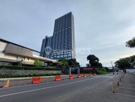 Apartment for rent in South Tangerang, Indonesia · Embarcadero suites · 1 room, 1 bath