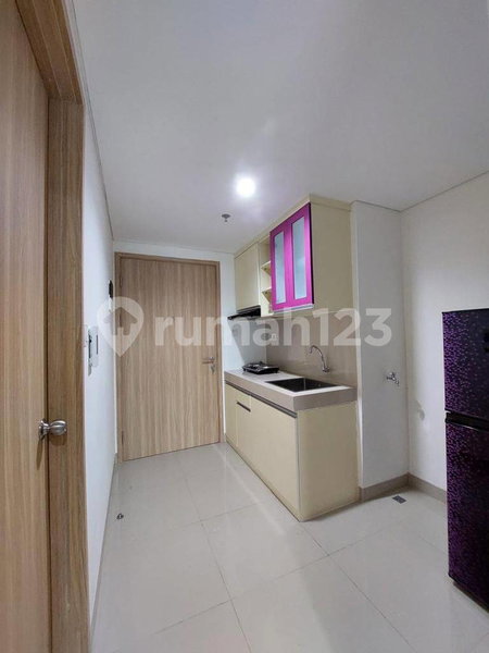 Apartment for rent in South Tangerang, Indonesia · Embarcadero suites · 1 room, 1 bath