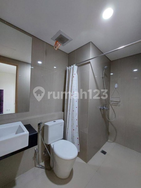 Apartment for rent in South Tangerang, Indonesia · Embarcadero suites · 1 room, 1 bath