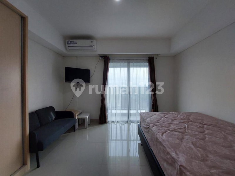 Apartment for rent in South Tangerang, Indonesia · Embarcadero suites · 1 room, 1 bath