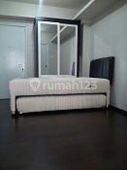 Apartment for rent in West Jakarta, Indonesia · Green Pramuka City Apartment · 1 room, 1 bath