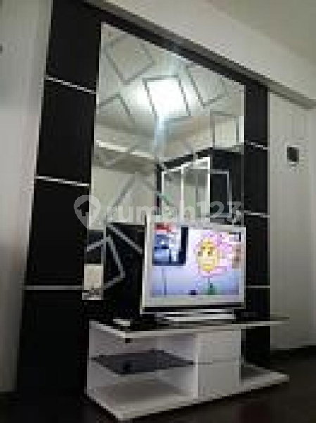 Apartment for rent in West Jakarta, Indonesia · Green Pramuka City Apartment · 1 room, 1 bath