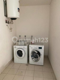 Apartment for rent in Jakarta, Indonesia · Pakubuwono · 4 rooms, 4 baths