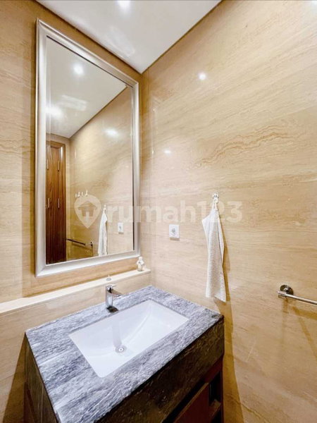 Apartment for rent in Surabaya, Indonesia · South Hills · 1 room, 1 bath