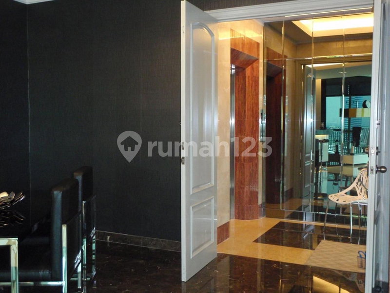 Apartment for rent in Jakarta, Indonesia · Bellagio Mansions · 3 rooms, 2 baths