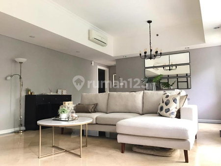 Apartment for rent in Jakarta, Indonesia · Setiabudi Apartment · 2 rooms, 2 baths