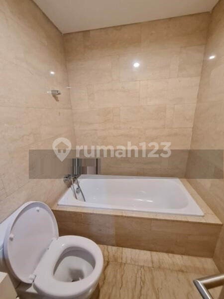 Apartment for rent in Jakarta, Indonesia · Holland Village Apartments · 3 rooms, 2 baths