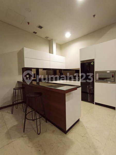 Apartment for rent in Jakarta, Indonesia · Senopati Suites · 3 rooms, 2 baths