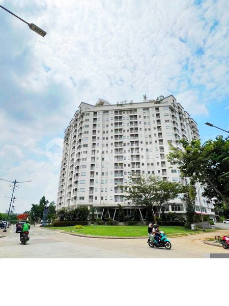 Apartment for rent in Jakarta, Indonesia · Golf Mustika · 2 rooms, 1 bath