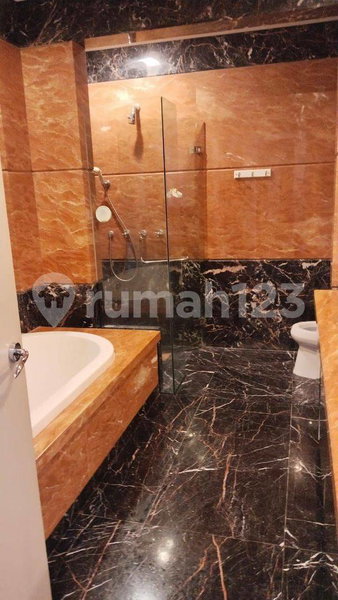Apartment for rent in Jakarta, Indonesia · Pearl Beach · 3 rooms, 2 baths