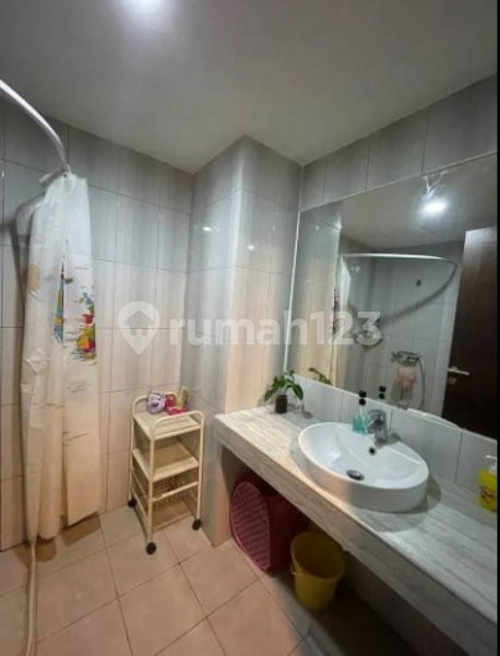 Apartment for rent in Surabaya, Indonesia · Ciumbuleuit Gallery · 1 room, 1 bath
