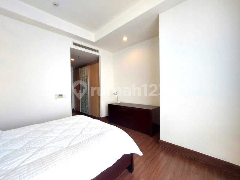 Apartment for rent in Jakarta, Indonesia · Pakubuwono Signature Apartment · 4 rooms, 4 baths
