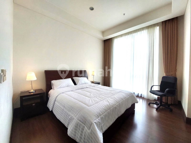 Apartment for rent in Jakarta, Indonesia · Pakubuwono Signature Apartment · 4 rooms, 4 baths