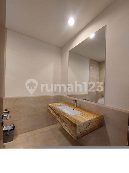 Apartment for rent in Jakarta, Indonesia · Pakubuwono Signature Apartment · 4 rooms, 4 baths