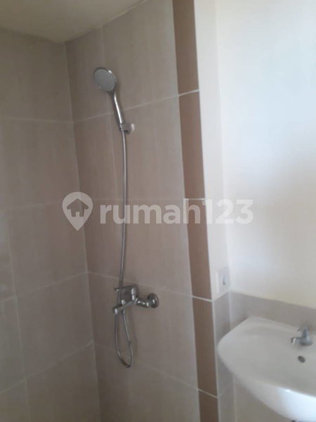 Apartment for rent in Bekasi, Indonesia · Crown Court Lippo City Cikarang · 3 rooms, 2 baths