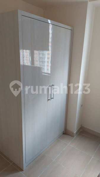 Apartment for rent in Bekasi, Indonesia · Crown Court Lippo City Cikarang · 3 rooms, 2 baths
