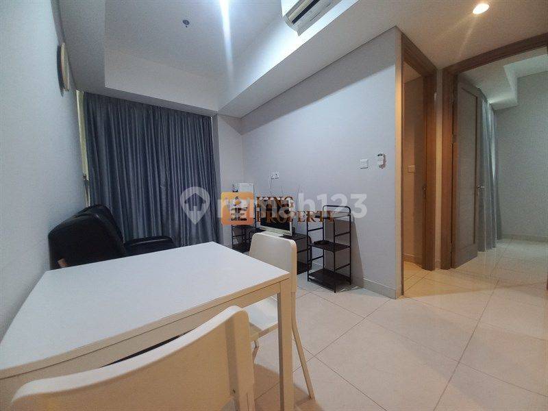 Apartment for rent in Jakarta, Indonesia · Taman Anggrek Residences Apartment · 2 rooms, 1 bath