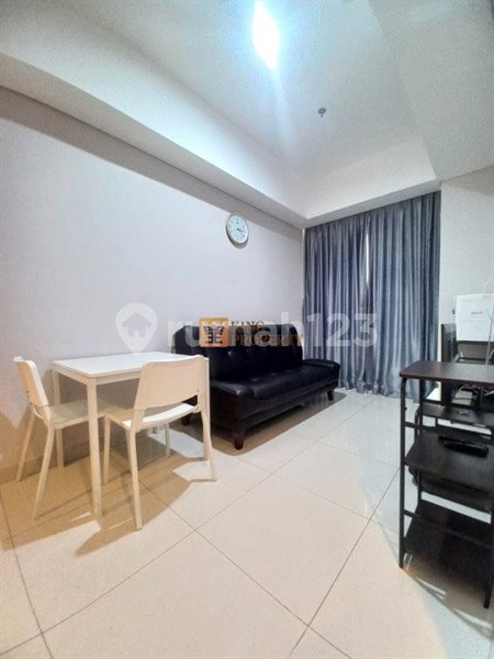 Apartment for rent in Jakarta, Indonesia · Taman Anggrek Residences Apartment · 2 rooms, 1 bath
