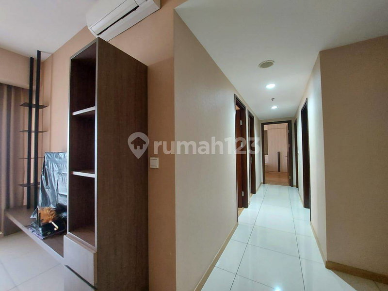 Apartment for rent in Jakarta, Indonesia · Mtown · 3 rooms, 2 baths