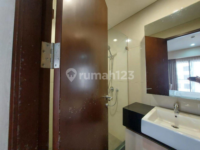Apartment for rent in Jakarta, Indonesia · Mtown · 3 rooms, 2 baths