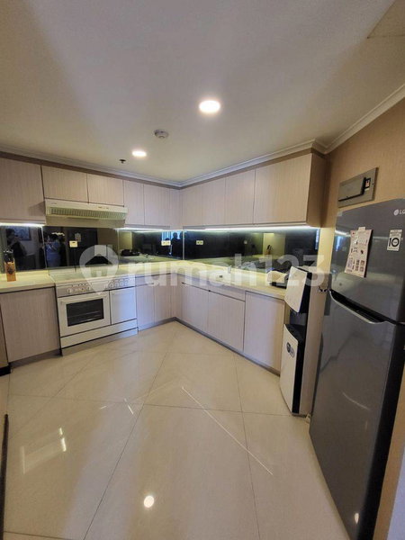 Apartment for rent in Jakarta, Indonesia · Kelapa Gading · 3 rooms, 2 baths