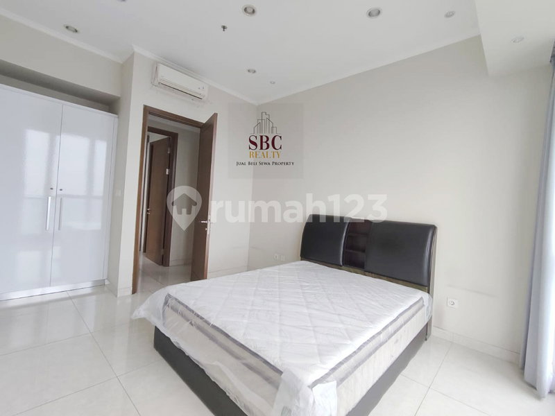 Apartment for rent in Surabaya, Indonesia · Taman Anggrek Residence Apartment · 3 rooms, 2 baths