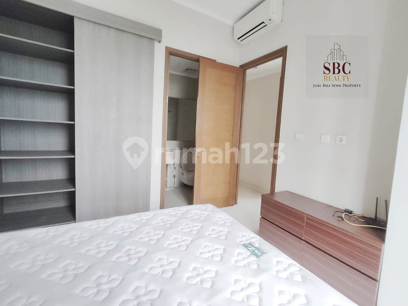 Apartment for rent in Surabaya, Indonesia · Taman Anggrek Residence Apartment · 3 rooms, 2 baths