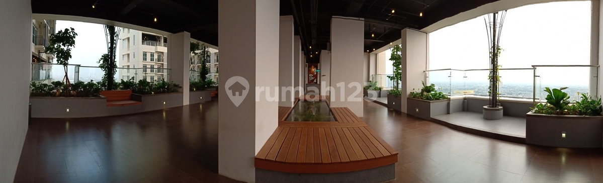 Puri Orchard Apartment, Indonésie