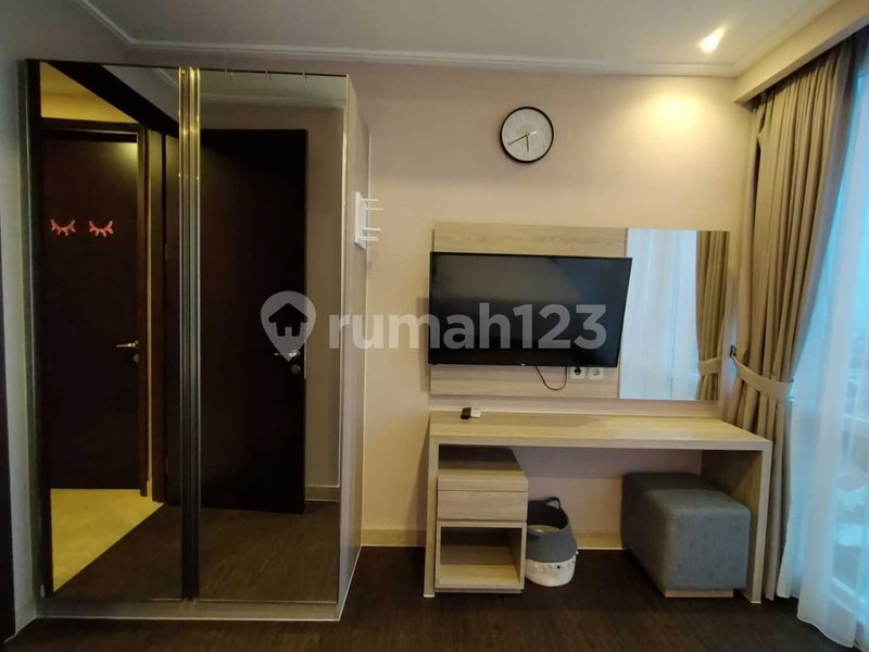 Apartment for rent in Jakarta, Indonesia · Menteng Park Apartment · 2 rooms, 2 baths