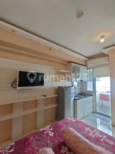 Apartment for rent in South Jakarta, Indonesia · Education Pakuwon City · 1 room, 1 bath