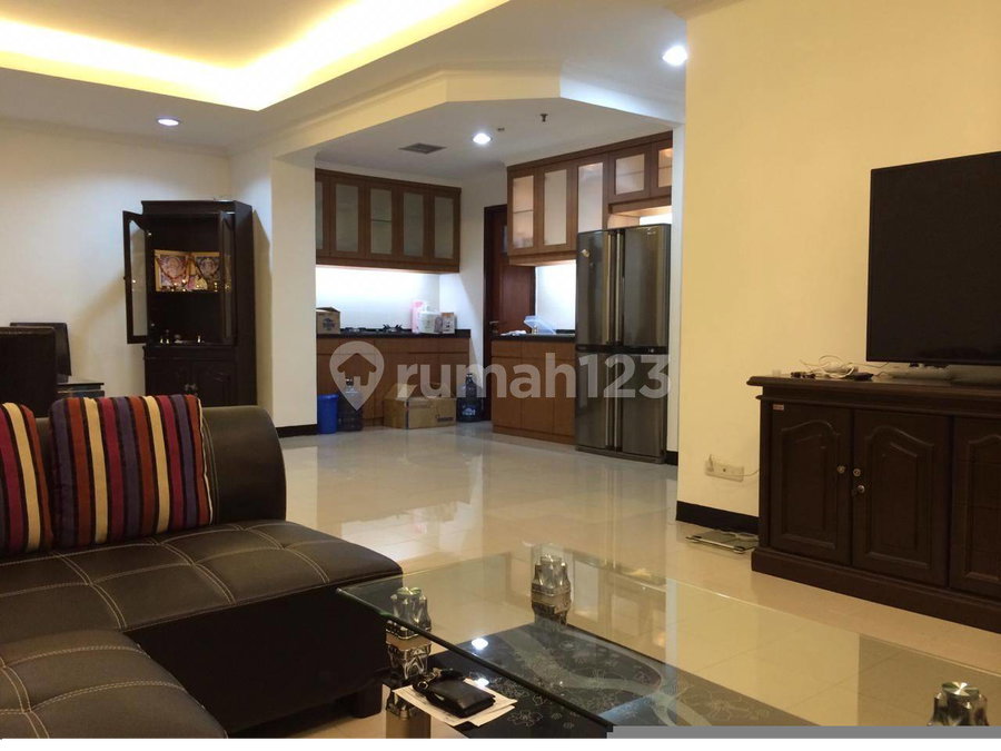 Apartment for rent in Jakarta, Indonesia · Pearl Beach · 3 rooms, 2 baths