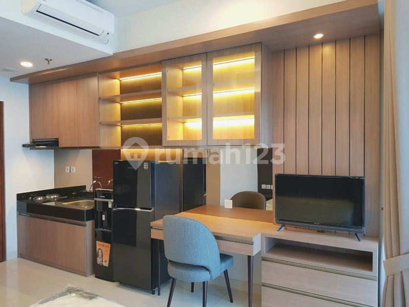 Apartment for rent in Jakarta, Indonesia · Roseville Soho and Suites · 1 room, 1 bath