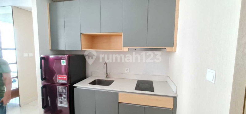 Apartment for rent in Jakarta, Indonesia · Taman Anggrek Residence Apartment · 3 rooms, 2 baths